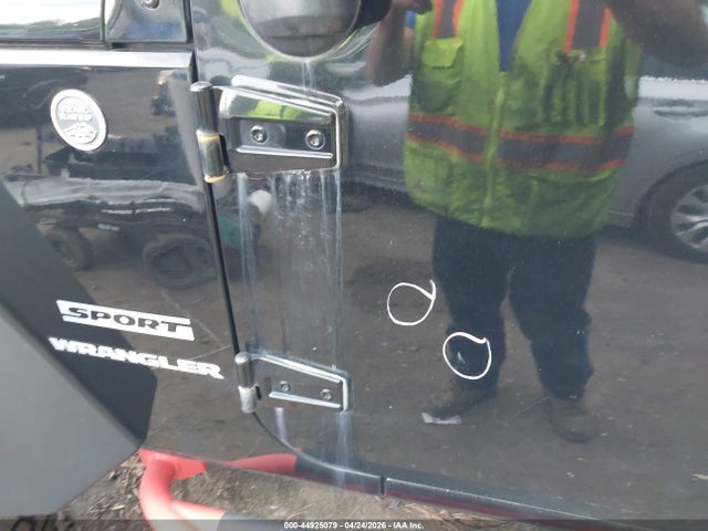 Продажа на аукционе авто 2013 Jeep Wrangler Sport, vin: 1C4AJWAG0DL521630, номер лота: 44925079