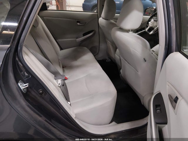 Toyota Prius Three 2014 JTDKN3DU7E0359328 Image 8
