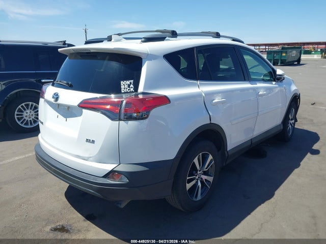 2T3WFREVXHW405002 Toyota Rav4 Xle