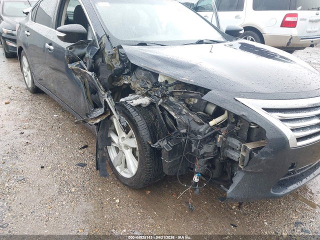 Продажа на аукционе авто 2015 Nissan Altima 2.5 Sl, vin: 1N4AL3AP4FC589608, номер лота: 44925143