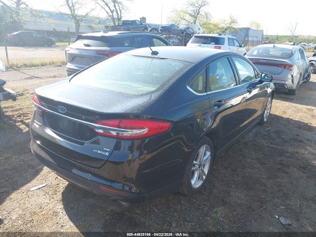 44925166 :رقم المزاد ، 3FA6P0LU3JR160062 vin ، 2018 Ford Fusion Hybrid Se مزاد بيع