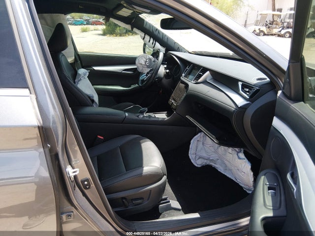 2021 Infiniti Qx50 Luxe Awd მანქანა იყიდება აუქციონზე, vin: 3PCAJ5BB6MF110636, აუქციონის ნომერი: 44925165