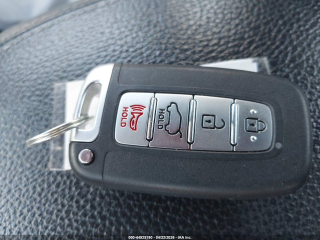 44925190 :رقم المزاد ، KMHTC6AE9HU311976 vin ، 2017 Hyundai Veloster Turbo مزاد بيع