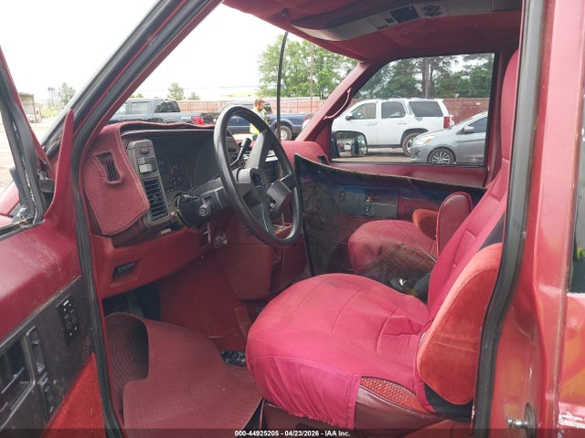 44925205 :رقم المزاد ، 1GKDM19Z9NB518797 vin ، 1992 Gmc Safari Xt مزاد بيع