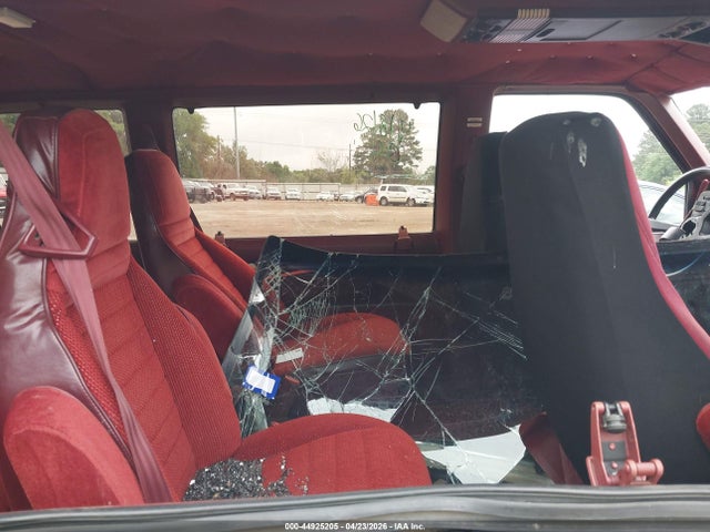 44925205 :رقم المزاد ، 1GKDM19Z9NB518797 vin ، 1992 Gmc Safari Xt مزاد بيع