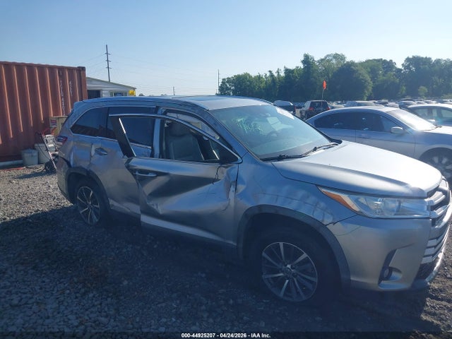 44925207 :رقم المزاد ، 5TDKZRFH1KS573280 vin ، 2019 Toyota Highlander Xle مزاد بيع
