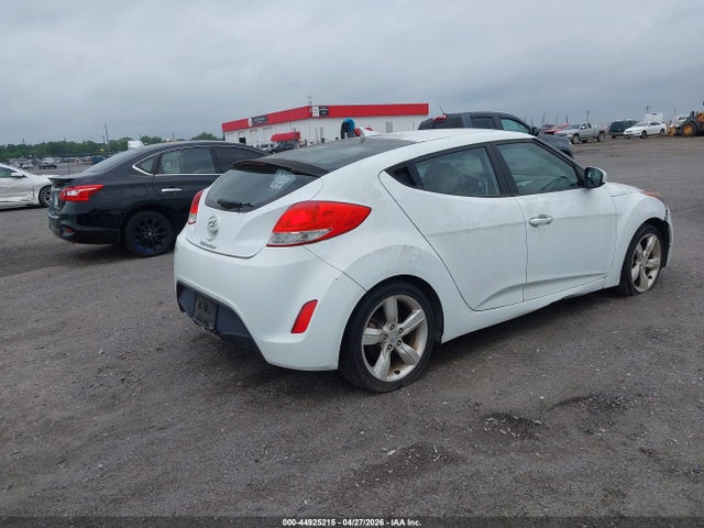 2012 Hyundai Veloster Base W/gray მანქანა იყიდება აუქციონზე, vin: KMHTC6AD8CU063283, აუქციონის ნომერი: 44925215