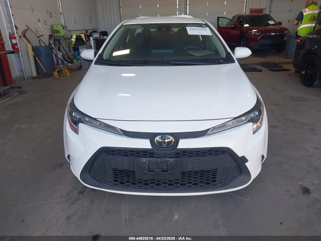 2022 Toyota Corolla Le მანქანა იყიდება აუქციონზე, vin: JTDEPMAE7N3016737, აუქციონის ნომერი: 44925216