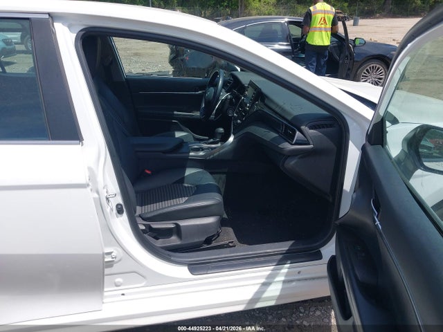 4T1G11AK7MU533247 Toyota CAMRY SE