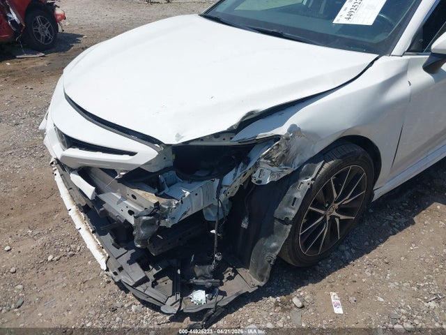 4T1G11AK7MU533247 Toyota CAMRY SE