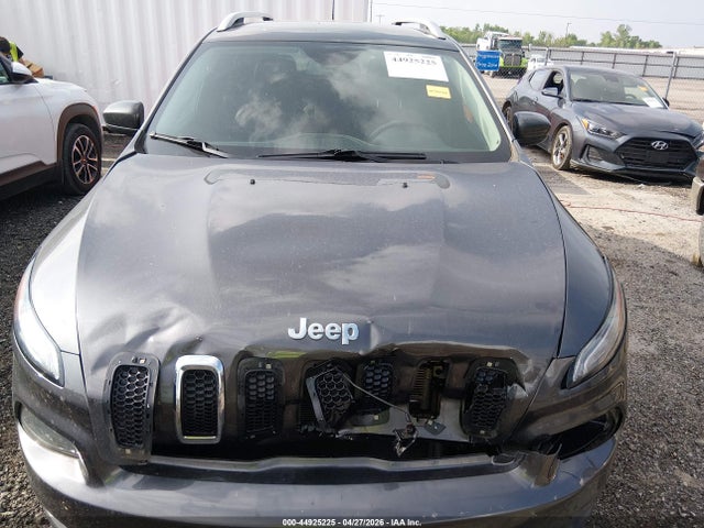Продаж на аукціоні авто 2018 Jeep Cherokee Latitude Plus Fwd, vin: 1C4PJLLB3JD538048, номер лоту: 44925225