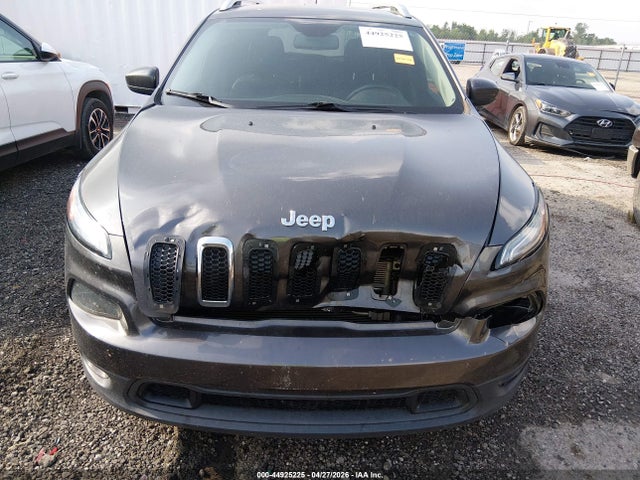 Продаж на аукціоні авто 2018 Jeep Cherokee Latitude Plus Fwd, vin: 1C4PJLLB3JD538048, номер лоту: 44925225