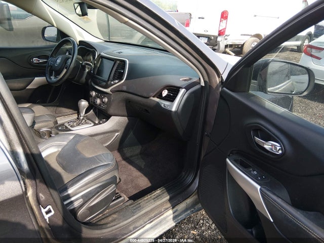 Продаж на аукціоні авто 2018 Jeep Cherokee Latitude Plus Fwd, vin: 1C4PJLLB3JD538048, номер лоту: 44925225