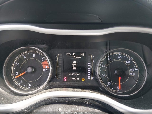 Продаж на аукціоні авто 2018 Jeep Cherokee Latitude Plus Fwd, vin: 1C4PJLLB3JD538048, номер лоту: 44925225
