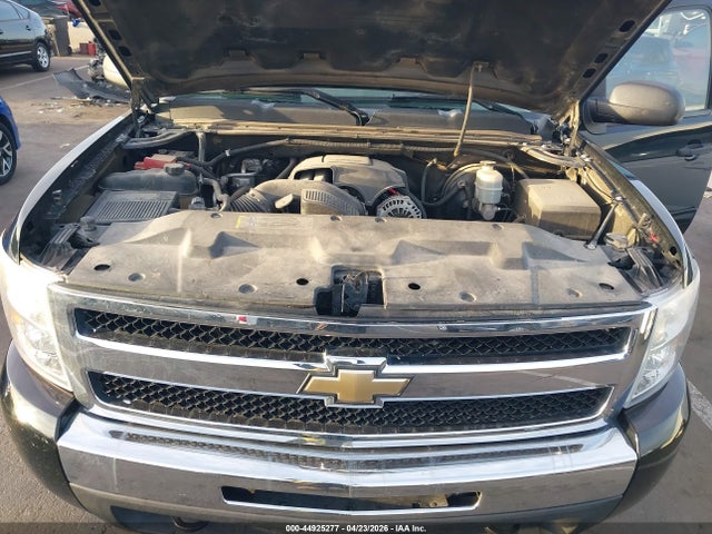44925277 :رقم المزاد ، 1GCPCSE08AZ223278 vin ، 2010 Chevrolet Silverado 1500 Lt مزاد بيع
