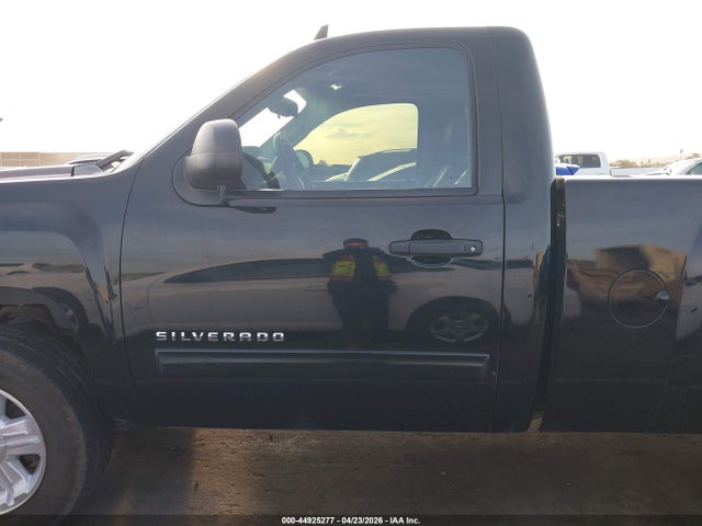 44925277 :رقم المزاد ، 1GCPCSE08AZ223278 vin ، 2010 Chevrolet Silverado 1500 Lt مزاد بيع