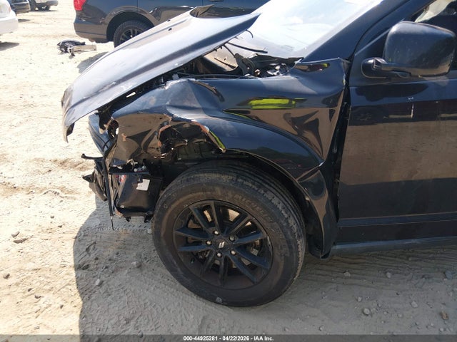 44925281 :رقم المزاد ، 3C4PDCBB6KT869808 vin ، 2019 Dodge Journey Se مزاد بيع