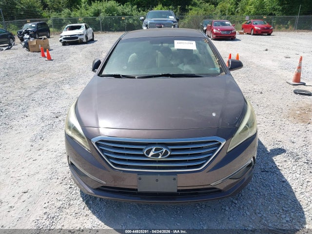 44925291 :رقم المزاد ، 5NPE24AF5FH181196 vin ، 2015 Hyundai Sonata Se مزاد بيع