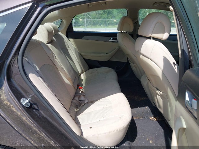 44925291 :رقم المزاد ، 5NPE24AF5FH181196 vin ، 2015 Hyundai Sonata Se مزاد بيع