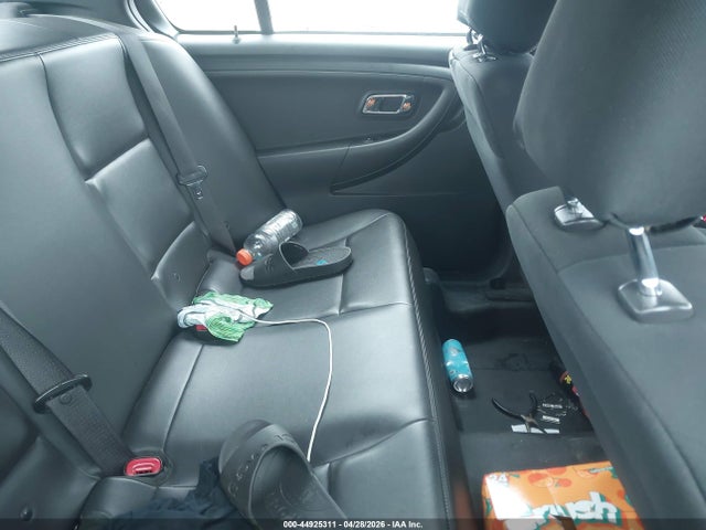 2014 Ford Police Interceptor მანქანა იყიდება აუქციონზე, vin: 1FAHP2L81EG185904, აუქციონის ნომერი: 44925311