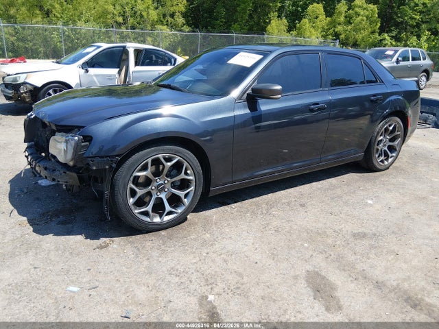 44925316 :رقم المزاد ، 2C3CCABG9FH922554 vin ، 2015 Chrysler 300 300s مزاد بيع