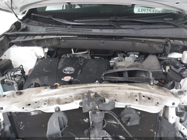 Продажа на аукционе авто 2018 Toyota Highlander Limited Platinum, vin: 5TDYZRFH2JS242619, номер лота: 44925323
