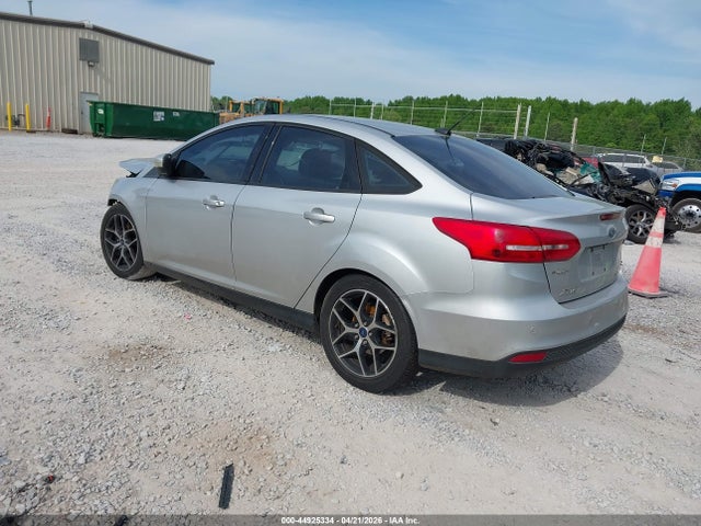 44925334 :رقم المزاد ، 1FADP3H24JL201300 vin ، 2018 Ford Focus Sel مزاد بيع