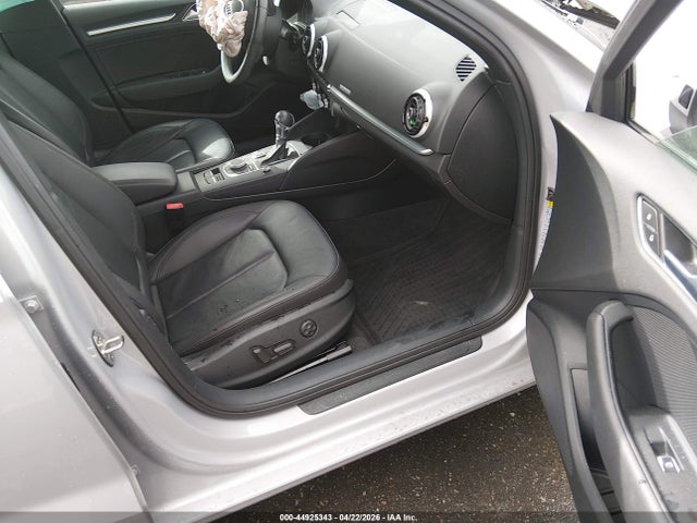 2015 Audi A3 2.0t Premium მანქანა იყიდება აუქციონზე, vin: WAUEFGFF8F1069110, აუქციონის ნომერი: 44925343