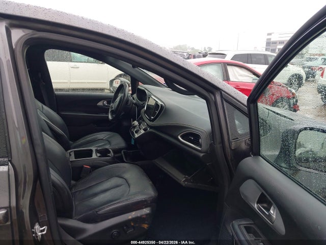 2022 Chrysler Pacifica Hybrid Touring L მანქანა იყიდება აუქციონზე, vin: 2C4RC1L75NR134738, აუქციონის ნომერი: 44925350