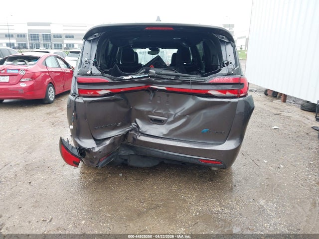 2022 Chrysler Pacifica Hybrid Touring L მანქანა იყიდება აუქციონზე, vin: 2C4RC1L75NR134738, აუქციონის ნომერი: 44925350
