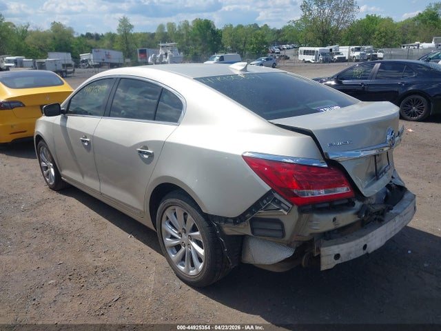2015 Buick Lacrosse Leather მანქანა იყიდება აუქციონზე, vin: 1G4GB5G32FF193856, აუქციონის ნომერი: 44925354