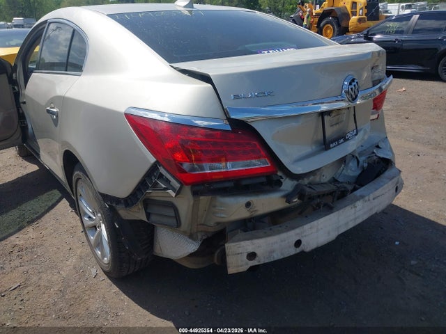2015 Buick Lacrosse Leather მანქანა იყიდება აუქციონზე, vin: 1G4GB5G32FF193856, აუქციონის ნომერი: 44925354
