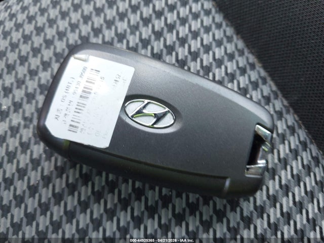 2019 Hyundai Kona Se მანქანა იყიდება აუქციონზე, vin: KM8K12AA7KU296098, აუქციონის ნომერი: 44925365