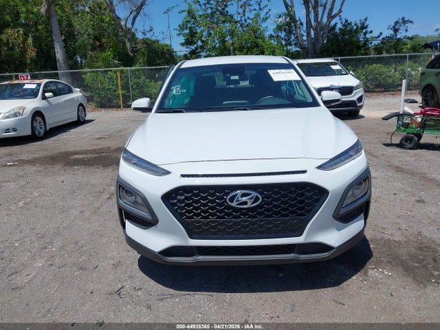 2019 Hyundai Kona Se მანქანა იყიდება აუქციონზე, vin: KM8K12AA7KU296098, აუქციონის ნომერი: 44925365