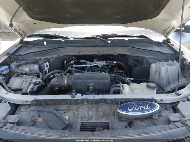 44925372 :رقم المزاد ، 1FMSK8BHXNGC24522 vin ، 2022 Ford Explorer مزاد بيع