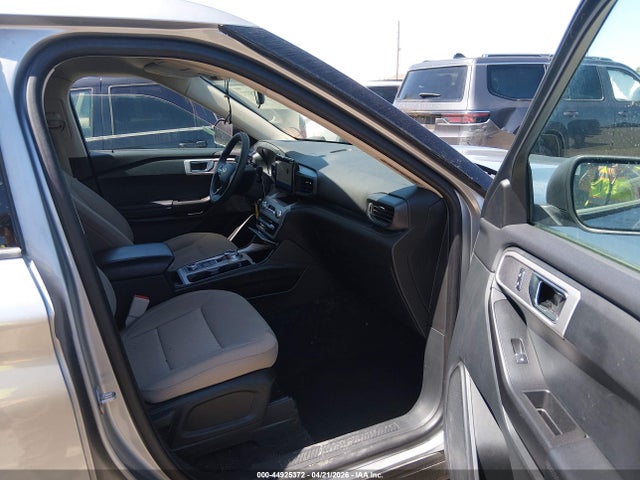 44925372 :رقم المزاد ، 1FMSK8BHXNGC24522 vin ، 2022 Ford Explorer مزاد بيع