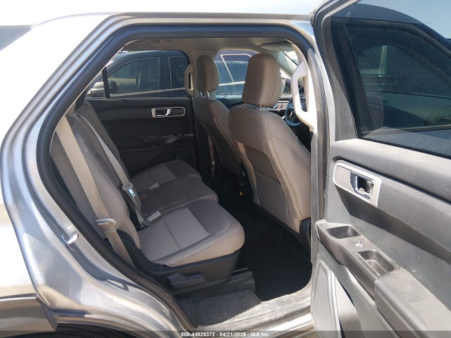 44925372 :رقم المزاد ، 1FMSK8BHXNGC24522 vin ، 2022 Ford Explorer مزاد بيع