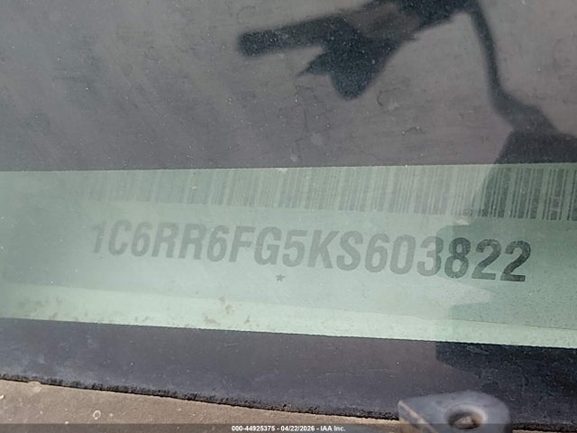44925375 :رقم المزاد ، 1C6RR6FG5KS603822 vin ، 2019 Ram 1500 Classic Tradesman  4x2 6'4 Box مزاد بيع
