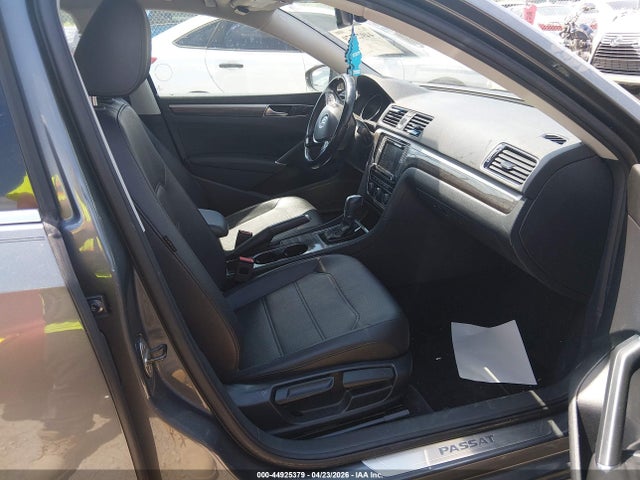Aukcja sprzedaży 2017 Volkswagen Passat 1.8t Se, vin: 1VWGT7A39HC073009, numer aukcji: 44925379