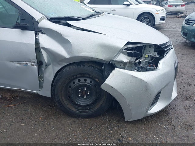 Toyota COROLLA LE 2015 2T1BURHE0FC325084 Image 6