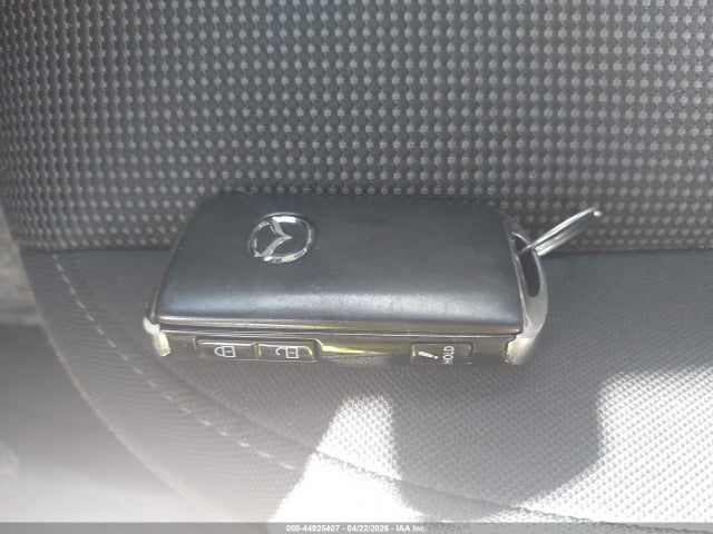 44925407 :رقم المزاد ، 3MVDMBAL3NM450156 vin ، 2022 Mazda Cx-30 2.5 S مزاد بيع