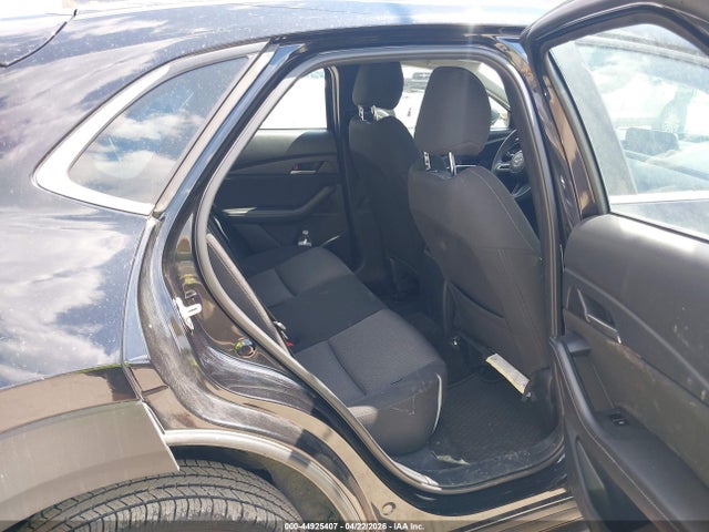44925407 :رقم المزاد ، 3MVDMBAL3NM450156 vin ، 2022 Mazda Cx-30 2.5 S مزاد بيع