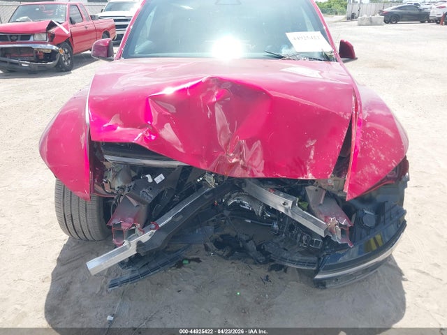 7SAYGDED0TA642421 Tesla Model Y Premium Rear-wheel Drive/standard Rear-wheel Drive