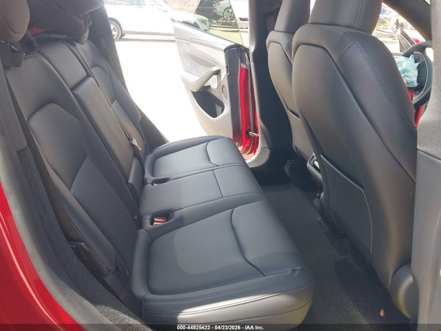 7SAYGDED0TA642421 Tesla Model Y Premium Rear-wheel Drive/standard Rear-wheel Drive