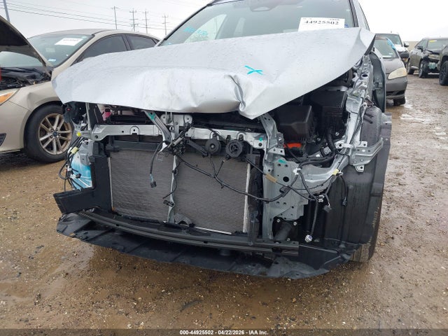 7MUFBABG5SV086206 Toyota Corolla Cross Hybrid Se