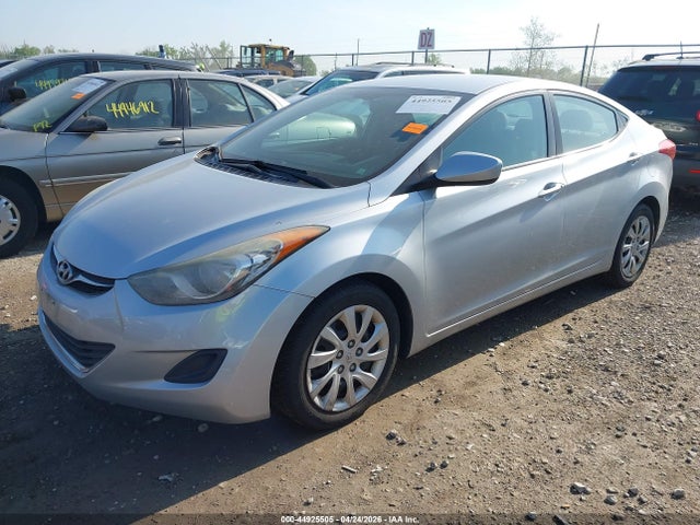 2013 Hyundai Elantra Gls/limited მანქანა იყიდება აუქციონზე, vin: 5NPDH4AE1DH182604, აუქციონის ნომერი: 44925505