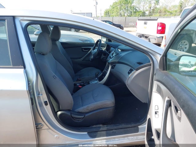 2013 Hyundai Elantra Gls/limited მანქანა იყიდება აუქციონზე, vin: 5NPDH4AE1DH182604, აუქციონის ნომერი: 44925505