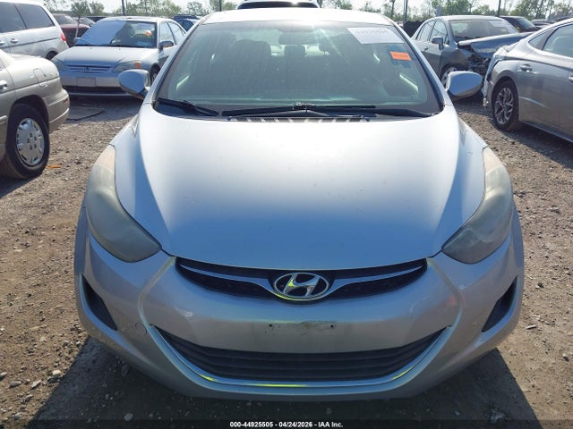 2013 Hyundai Elantra Gls/limited მანქანა იყიდება აუქციონზე, vin: 5NPDH4AE1DH182604, აუქციონის ნომერი: 44925505