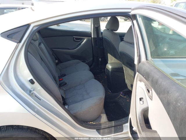 2013 Hyundai Elantra Gls/limited მანქანა იყიდება აუქციონზე, vin: 5NPDH4AE1DH182604, აუქციონის ნომერი: 44925505