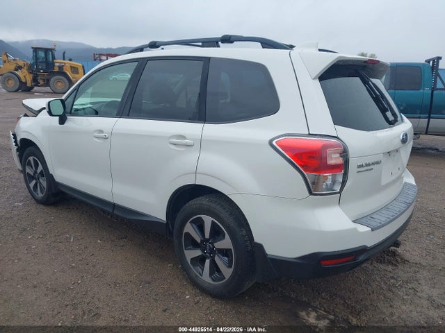 2017 Subaru Forester 2.5i Premium მანქანა იყიდება აუქციონზე, vin: JF2SJAEC0HH582887, აუქციონის ნომერი: 44925514